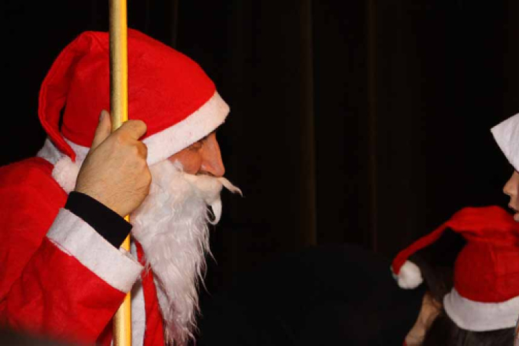 Mikulás váró a Fehér Ló közösségi házban