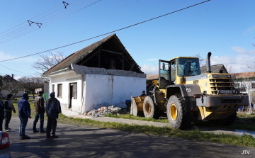 Komoly károkat okozott a viharos erejű szél