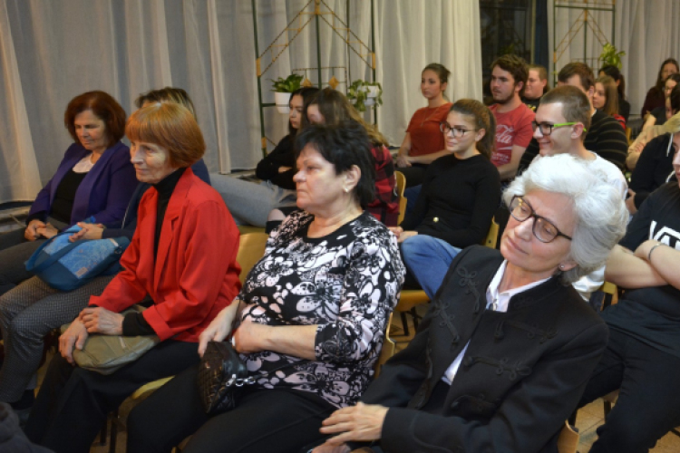 1956 - os Művészeti Galéria megnyitó