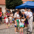 Apró Kezek, Csodakertek