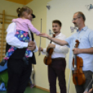 Gyereknap a Pillangó Óvodában és Mini Bölcsődében, a Kislaptáros zenekarral