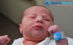 Csáki Csenge Kata, 3250 gr. Móvár