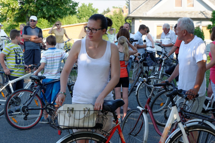 Gurul a város (Fotó: Horváth Attila)