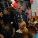 A Veszprém Barabás Duna Takarék KC kézilabda csapat a Gyerekek Átmeneti Otthonában (Fotó: Nagy Mária)