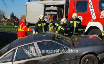 Komplex gyakorlat Beleden 