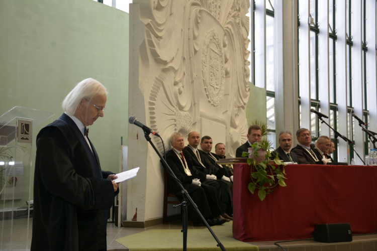 Tanévnyitó Ünnepi Ülés és Obeliszk-avatás