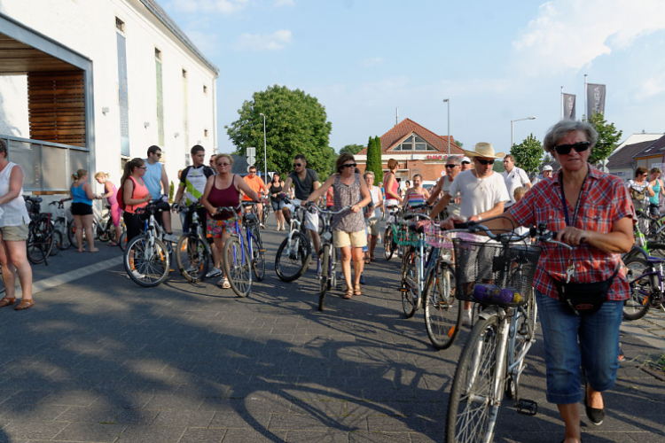 Gurul a város harmadszor  (Fotó: Horváth Attila)