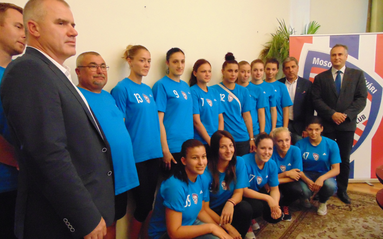 Első osztályú kézilabda csapat Mosonmagyaróváron