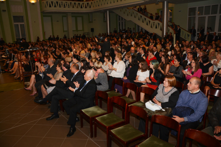 Kossuth Lajos Gimnázium szalagtűző - Ünnepség