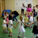 Gyereknap a Pillangó Óvodában és Mini Bölcsődében, a Kislaptáros zenekarral