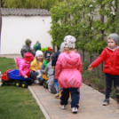 A Pillangó Óvoda és Mini Bölcsöde közös húsvétolása a Mosonmagyaróvári Mentőszolgálat gyermekeivel