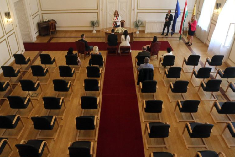 Az én városom - Házasság a kapcsolat koronája