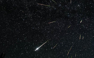 Érdemes lesz az eget kémlelni mától!