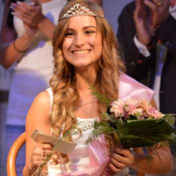 Vármegye szépe verseny 2 (Fotó: Nagy Mária)