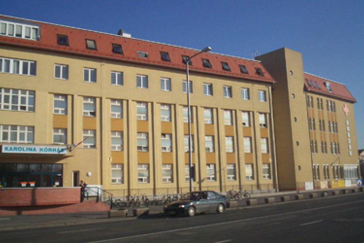 Részleges látogatási tilalom a Karolina Kórházban