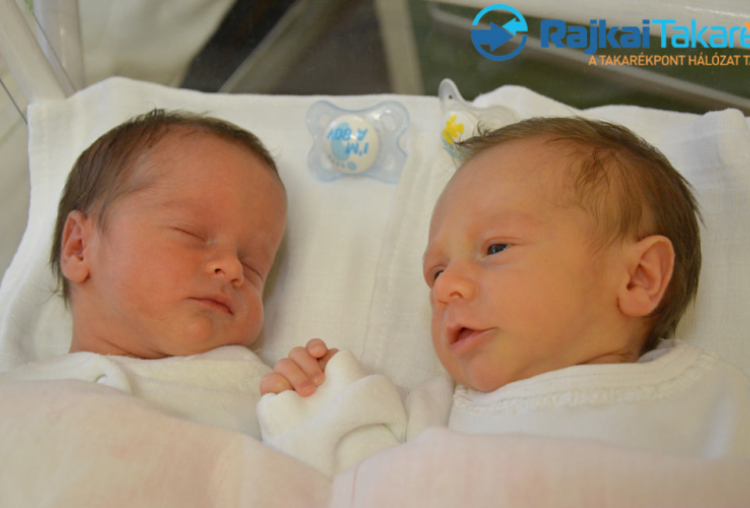 Mayer Márton és Lilla, 2240 gr, 2070 gr Lö