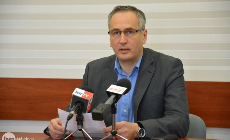 Folytatódik a panel program