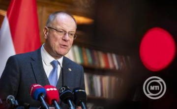 Navracsics Tibor: az önkormányzati reform egyik alapvető fontosságú kérdése a szolidaritási hozzájárulás