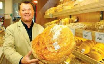 Új köntösben a Lipóti Pékség