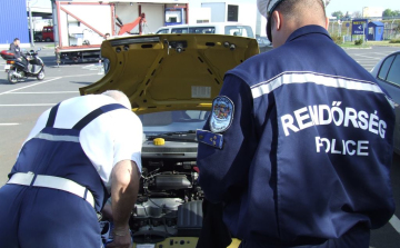 Ingyenes műszaki átvizsgálásra várják a közlekedőket