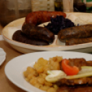 Újévi malackodás Rákóczi Ferivel a megújult ENGLER HOTEL & ÉTTEREMBEN (Fotó: Horváth Attila)