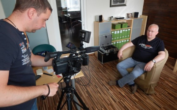 Mosonmagyaróvári cég egyedi terméke a fúvós zene piacán – interjú