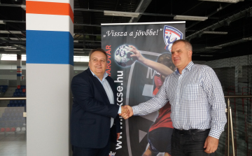 Új vezetőség, azonos célok