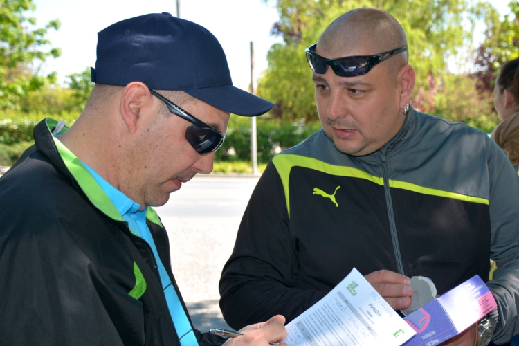 Az MKC SE és az MTE 1904 csapata is csatlakozott a Teszedd! önkéntes szemétszedő akciójához (Fotó: Bánhegyi István)