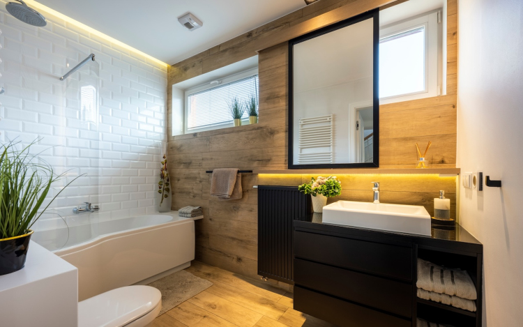 A tér és a stílus maximalizálása kis fürdőszobádban