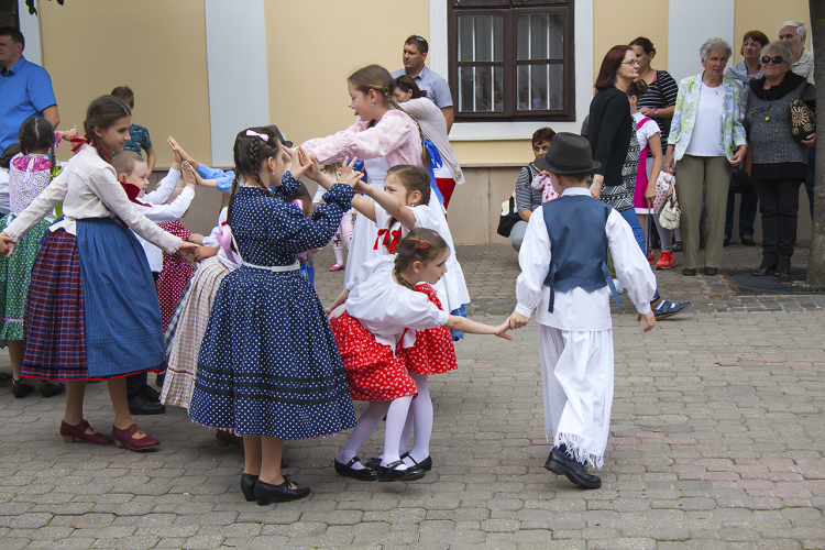 Családi Nap a Magyaróvári Plébánia a plébániatemplom felszentelésének 350 évfordulója alkalmából