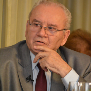 Arcvonások - Beszélgetés Dr. Tenk Antallal (Fotó: Nagy Mária)