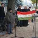 Megemlékezés a Mosoni temetőben (Fotó: Nagy Mária)