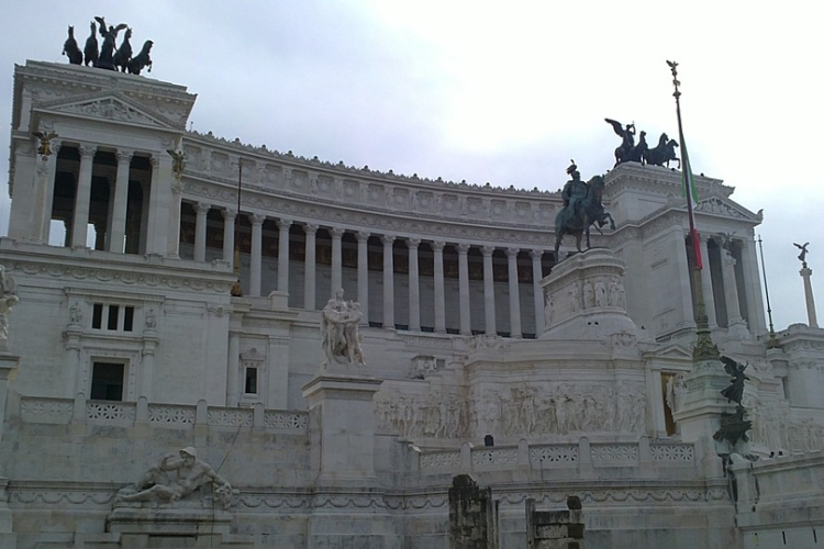 Jól vizsgázott Olaszország az újraindulás első napján 