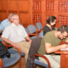 Kávéházi beszélgetések (Fotó: Nagy Mária)