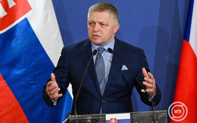Robert Fico: ha megújul az egyeztetés a V4-en belül, a csoport ismét tiszteletet vívhat ki az EU-ban