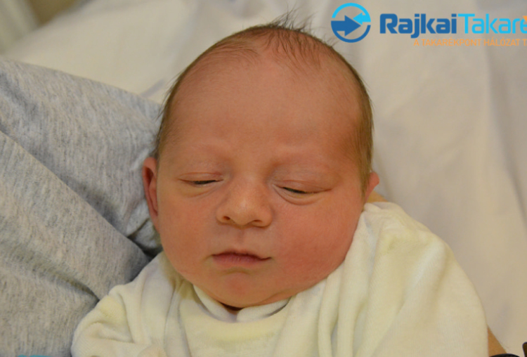 Takács Ákos, 2970 gr. Farád