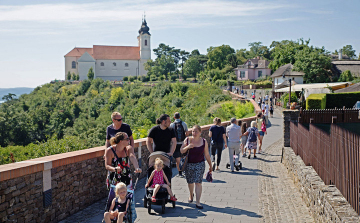 Visit Hungary: mintegy hétszázezren pihentek Magyarországon a tavaszi szünetben