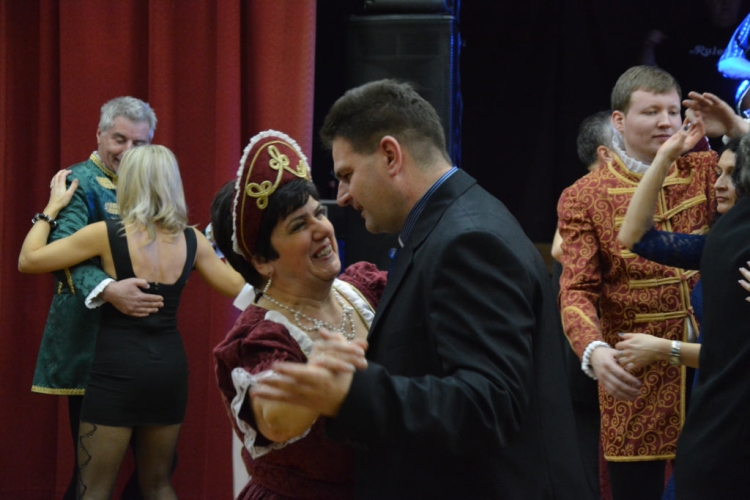 Polgári bál (Fotó: Nagy Mária)