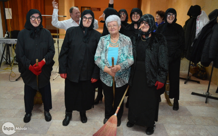 Kertbarátok farsangja