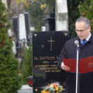 Dr. Sattler János halálának 70. évforulója alkalmából megtartott megemlékező koszorúzás