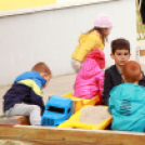 A Pillangó Óvoda és Mini Bölcsöde közös húsvétolása a Mosonmagyaróvári Mentőszolgálat gyermekeivel