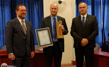 Átadták a 2015. évi mosonmagyaróvári civil díjakat 