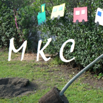 Mosonmagyaróvári Kézilabda SE faültetés (Fotó: Bánhegyi István)