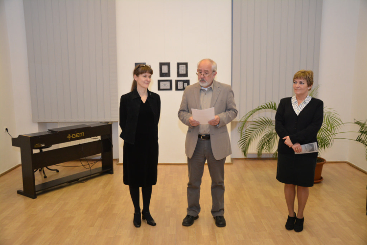 Papírmetszett grafikák (Fotó: Nagy Mária)