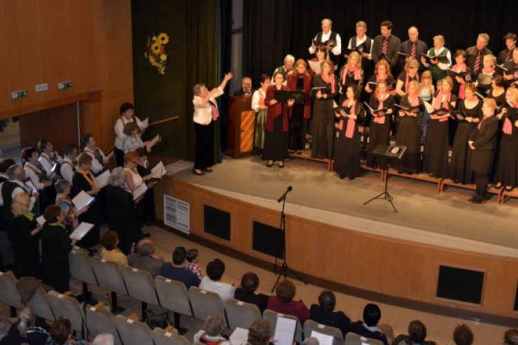 Tavaszváró dalosünnep