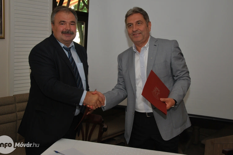 Kézilabdázókat nevelnek