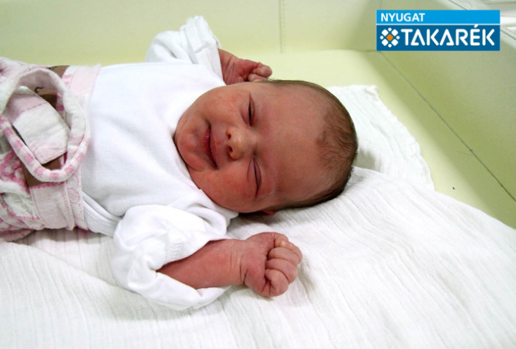 Hamar Jázmin Virág, Kimle