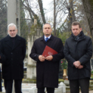 Dr. Sattler János halálának 70. évforulója alkalmából megtartott megemlékező koszorúzás