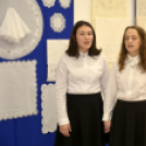 A NÉPMŰVÉSZET VONZÁSÁBAN