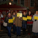 Kérsz egy ölelést? Jobb veled a világ! (fotó: Horváth Attila)